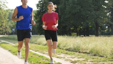 Can you lose weight by running a mile a day?