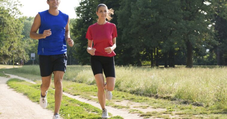 Can you lose weight by running a mile a day?