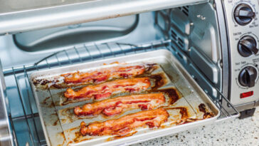 Can you make bacon in a toaster?
