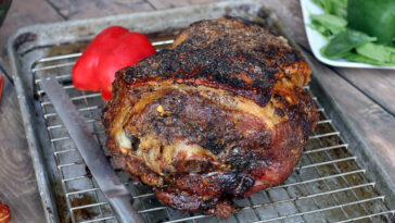 Can you put frozen pork shoulder in slow cooker?