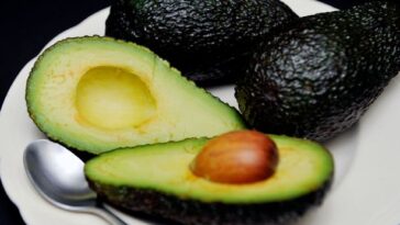 Can you refrigerate avocados to make them last longer?