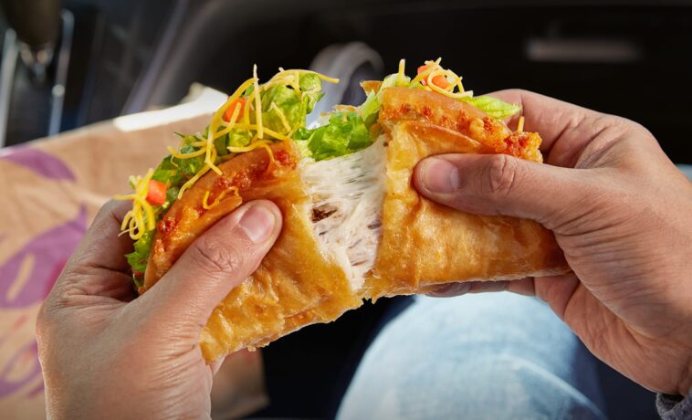 Did Taco Bell discontinue the Quesalupa?