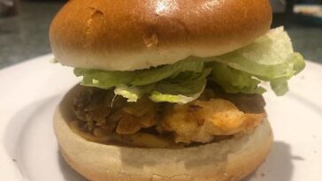 Do McDonald's make their own buns?