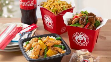 Do Panda Express egg rolls have meat?