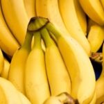 Do bananas help lose water weight?