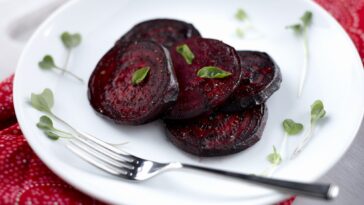 Do beets make you poop?