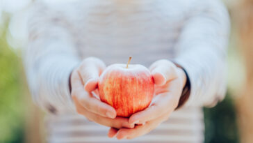 Do cashews upset your stomach?