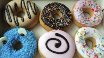 Do donuts Have eggs Tim Hortons?