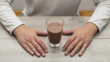 Do protein shakes turn into sugar?