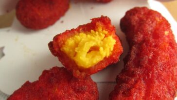 Do they still sell mac n Cheetos?