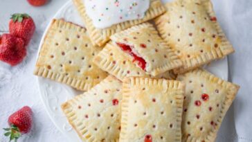 Do they use real strawberries in Pop-Tarts?