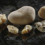 Do water flavor packets cause kidney stones?