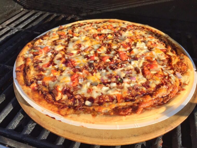 Do you cook Papa Murphy's pizza on that tray?