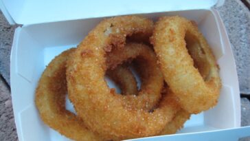 Does Arbys have onion rings?