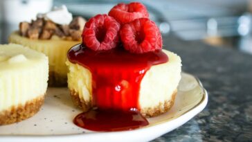 Does Cheesecake Factory make mini cheesecakes?
