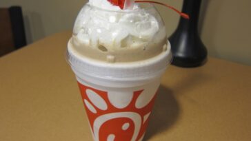 Does Chick-fil-A have one size milkshake?