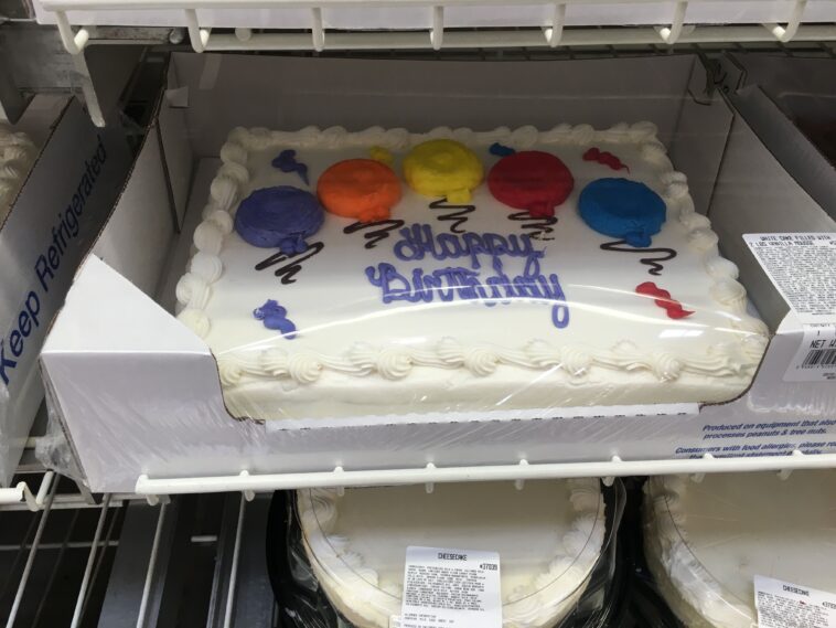 Does Costco bakery make cookie cakes?