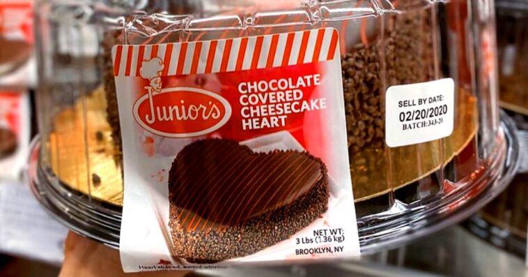 Does Costco bakery sell cheesecake?