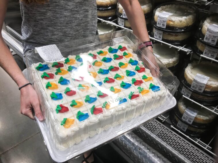 Does Costco have sheet cakes?