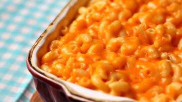 Does Cracker Barrel have mac n cheese?