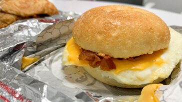 Does Mcdonalds have a chicken breakfast sandwich?