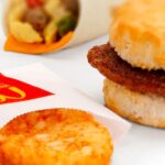 Does Mcdonalds serve hash browns all day?