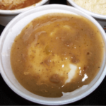 Does Popeyes gravy have pork?