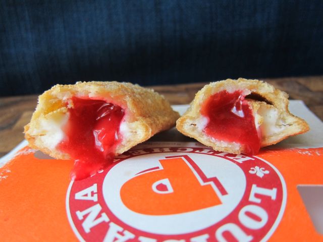 Does Popeyes have cheesecake?