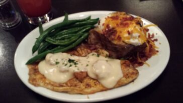 Does Ruby Tuesday have baked potatoes?