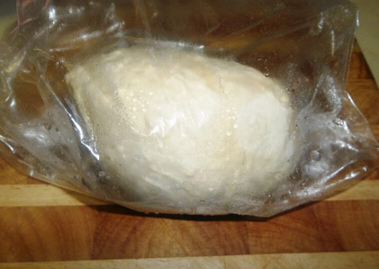 Does Sam's Club sell their pizza frozen?