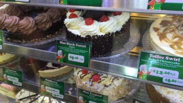 Does Sam's sell cheesecakes?