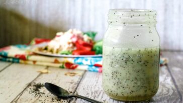 Does Skinnygirl dressing have carbs?