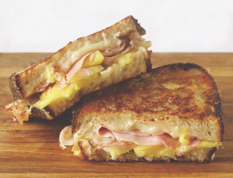 Does Sonic make a grilled cheese?