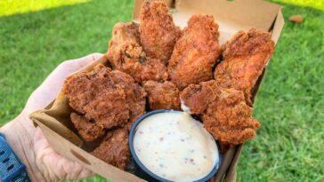 Does Taco Bell still have chicken wings?