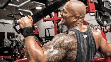 Does The Rock workout 7 days a week?