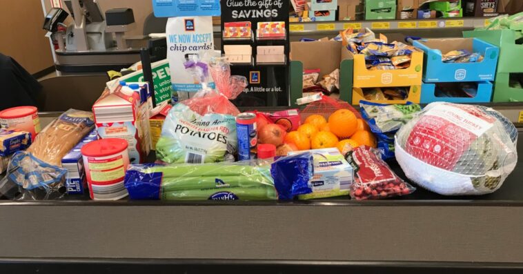 Does Trader Joe's do a Thanksgiving meal?