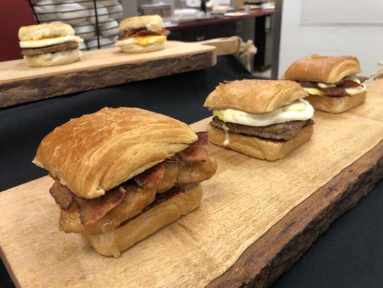 Does Wendy's use real eggs in their breakfast?