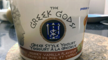 Does Whole Foods carry skyr?