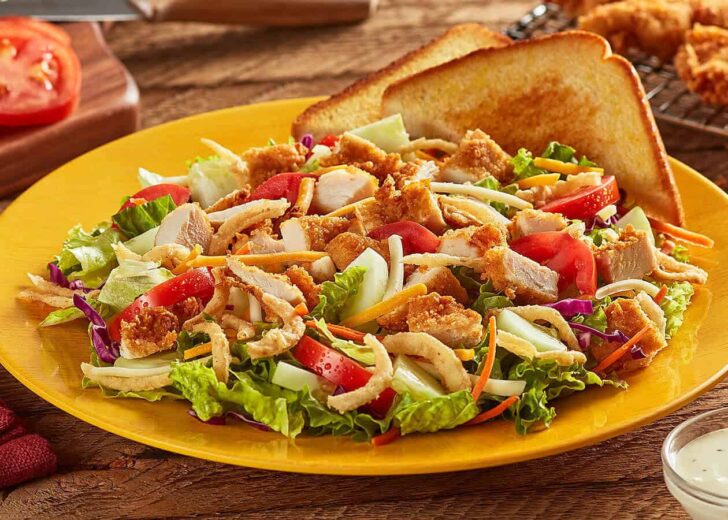 Does Zaxby's have side salads?