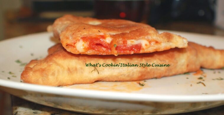 Does a panzerotti have sauce inside?