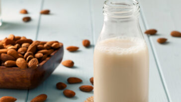 Does almond milk taste like almond?