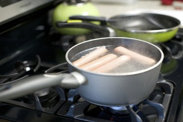 Does boiling hotdogs remove sodium?