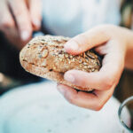 Does bread help acid reflux?