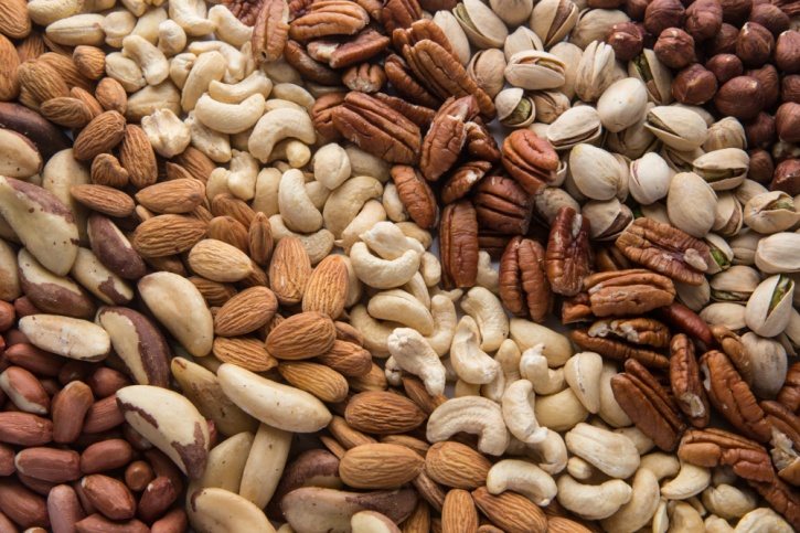 Does eating nuts cause gas?