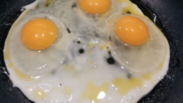 Does fried egg increase weight?