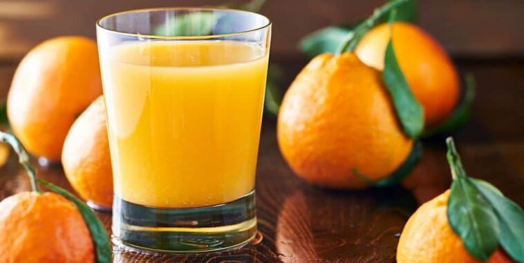 Does grapefruit juice make you poop?