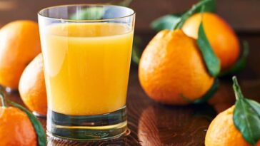 Does grapefruit juice make you poop?