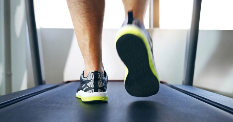 Does incline treadmill work abs?