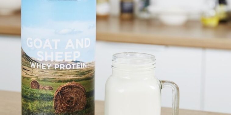 Does kefir contain whey protein?