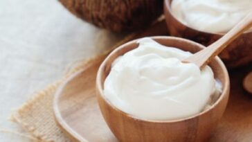 Does nonfat Greek yogurt cause gas?